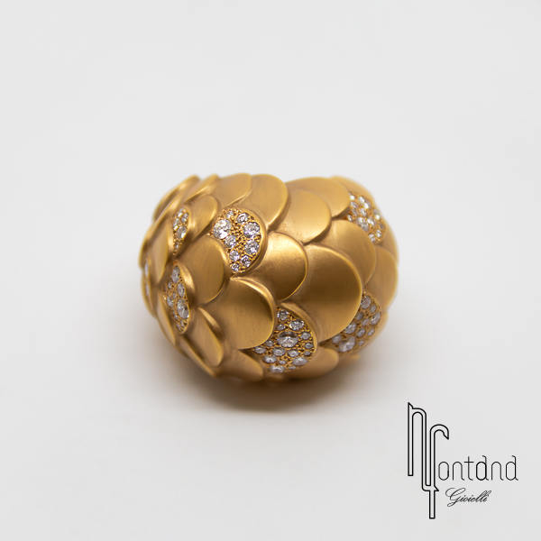 Anello nodo pomellato top